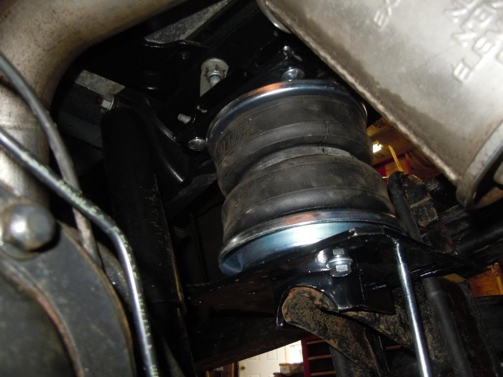 Airbag Install With Stock Under Bed Hitch Ford Power Stroke Nation